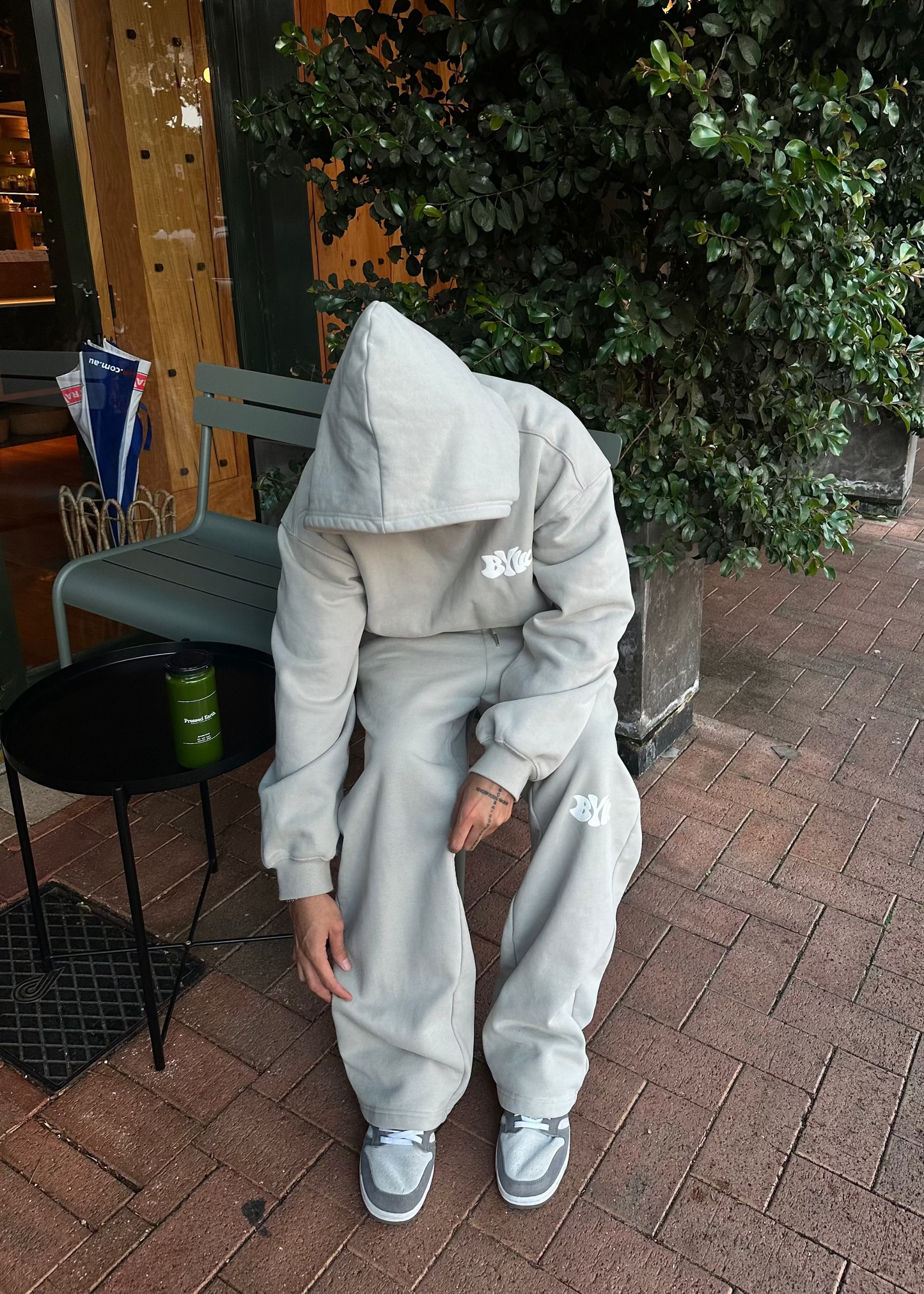 BYW STRAIGHT LEGGED SWEATS - GREY