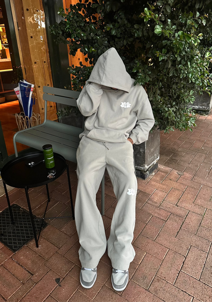 BYW STRAIGHT LEGGED SWEATS - GREY